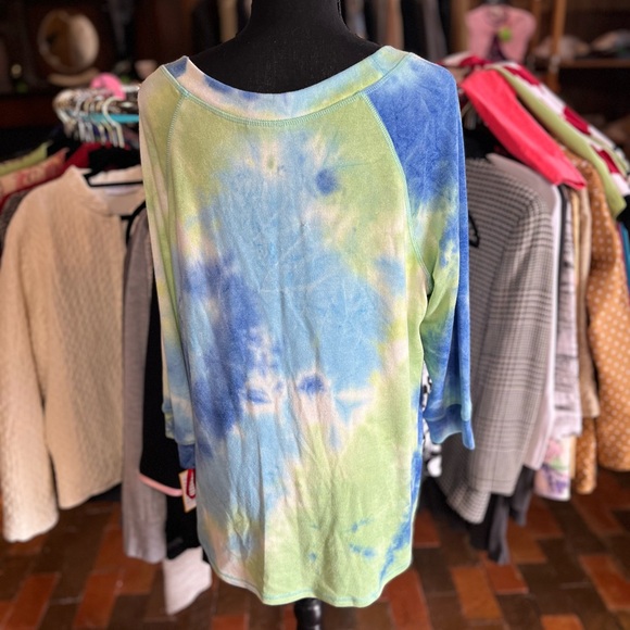 Ruby Rd Petite Large tie dye soft fabric tunic top - Picture 2 of 4